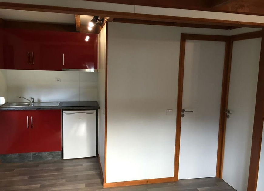 Maison mobile T1 de 33 m² – Style rustique, 1 chambre, compacte et chaleureuse – Image 5